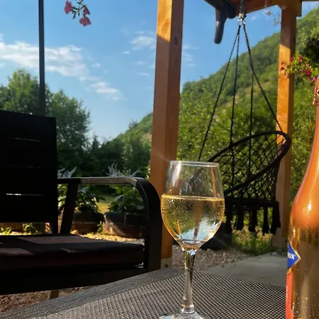 Apaurin - Peacful Nature Escape Near Bosnian Pyramids Holiday home *